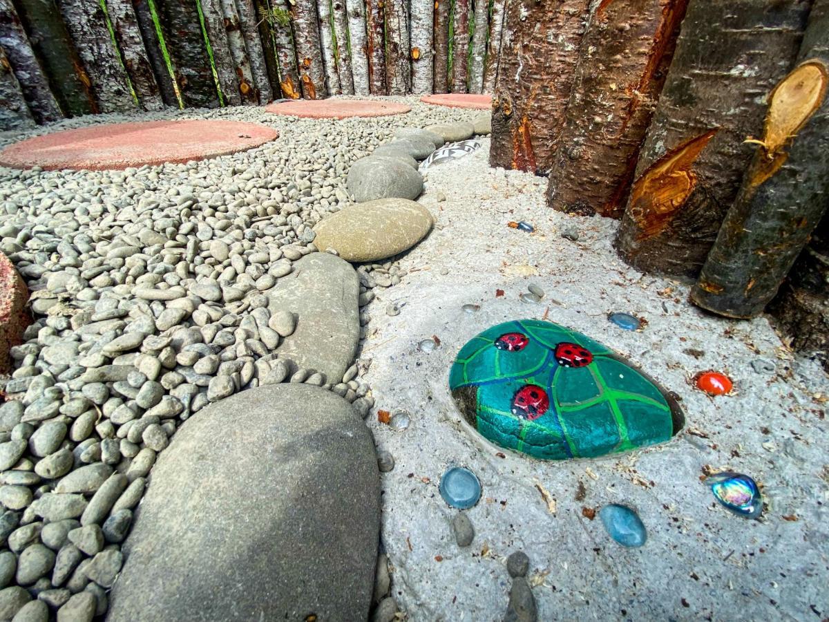 Glamping In The Redwoods With A Hot Tub! Hotell Garberville Eksteriør bilde